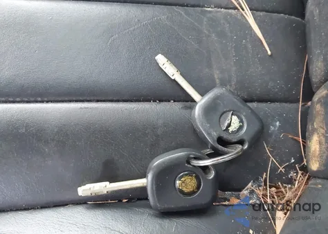 2001 Jaguar S-Type 3.0L V6 z USA, uszkodzony, nr VIN SAJDA01N91FM13687